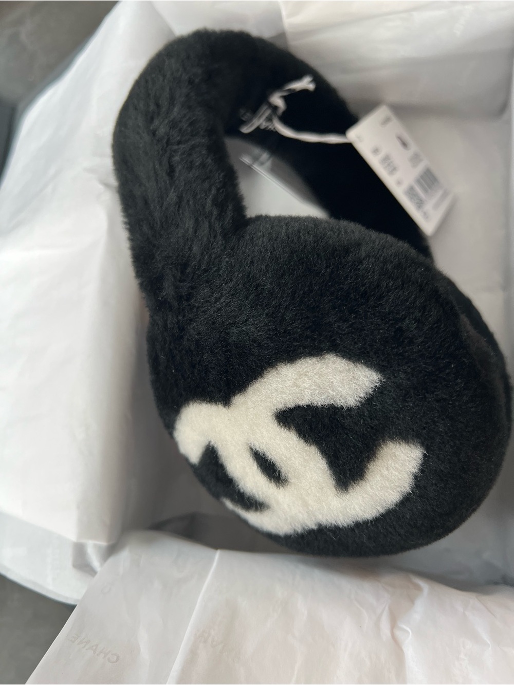 Chanel earmuffs black and white